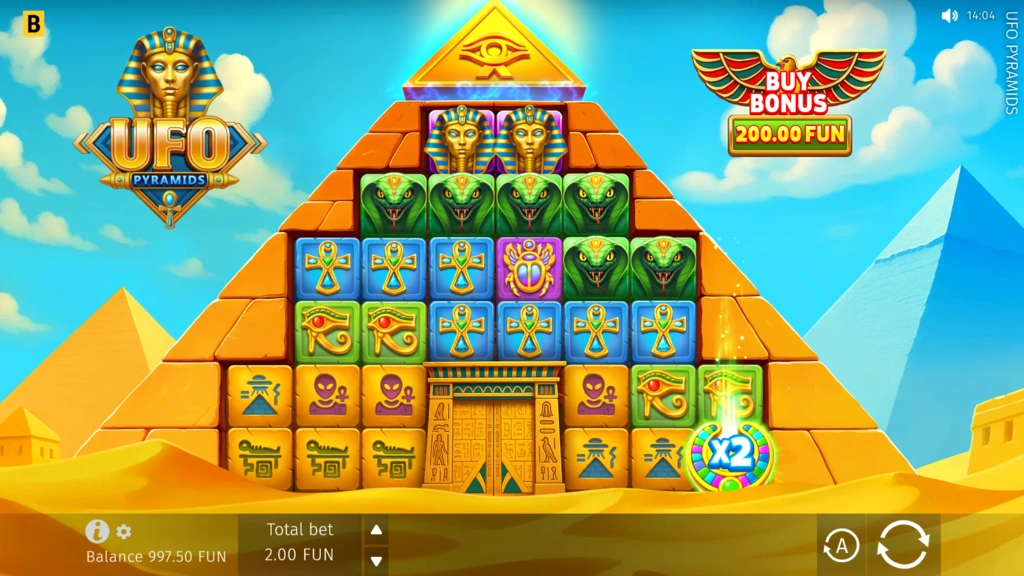 UFO Pyramids - Base Game